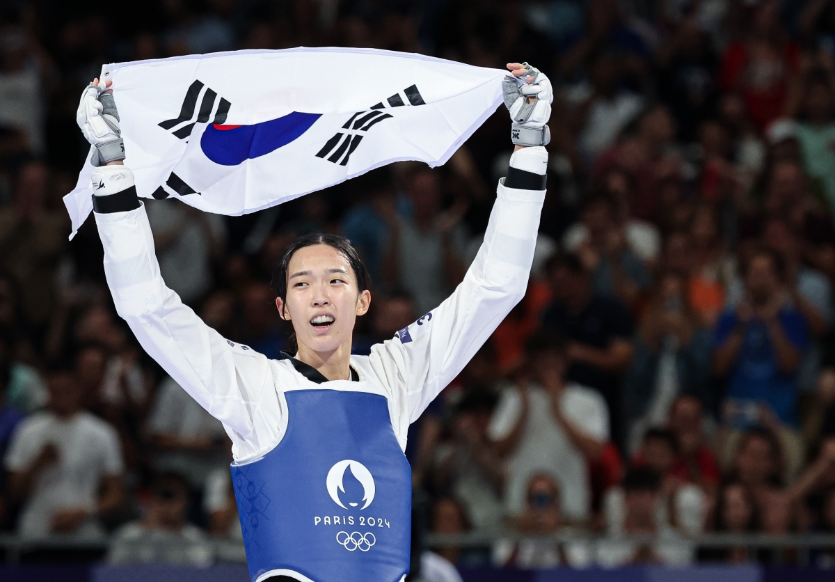 曼奇尼助手：他能完美融入AC米兰帅位，执教履历可以为其发声