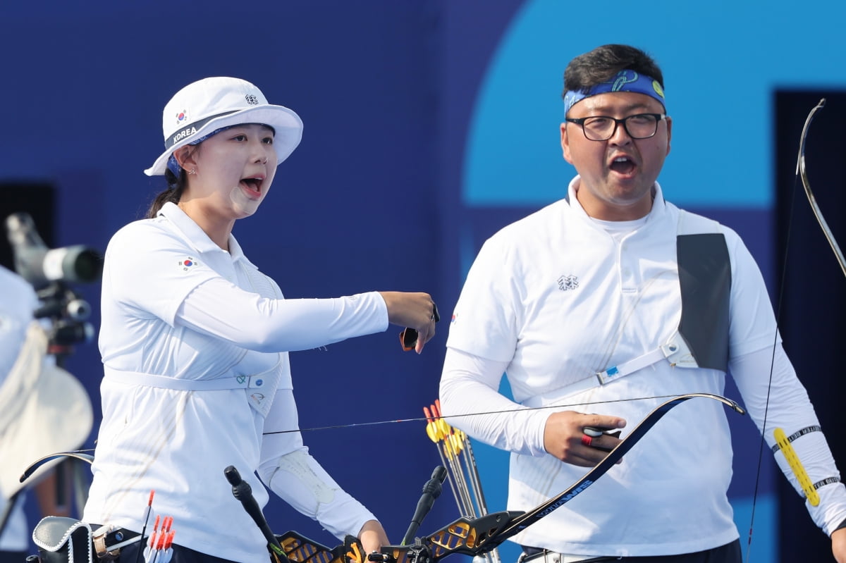 半场前攻入一球！科纳特头槌破门 利物浦1-0领先狼队