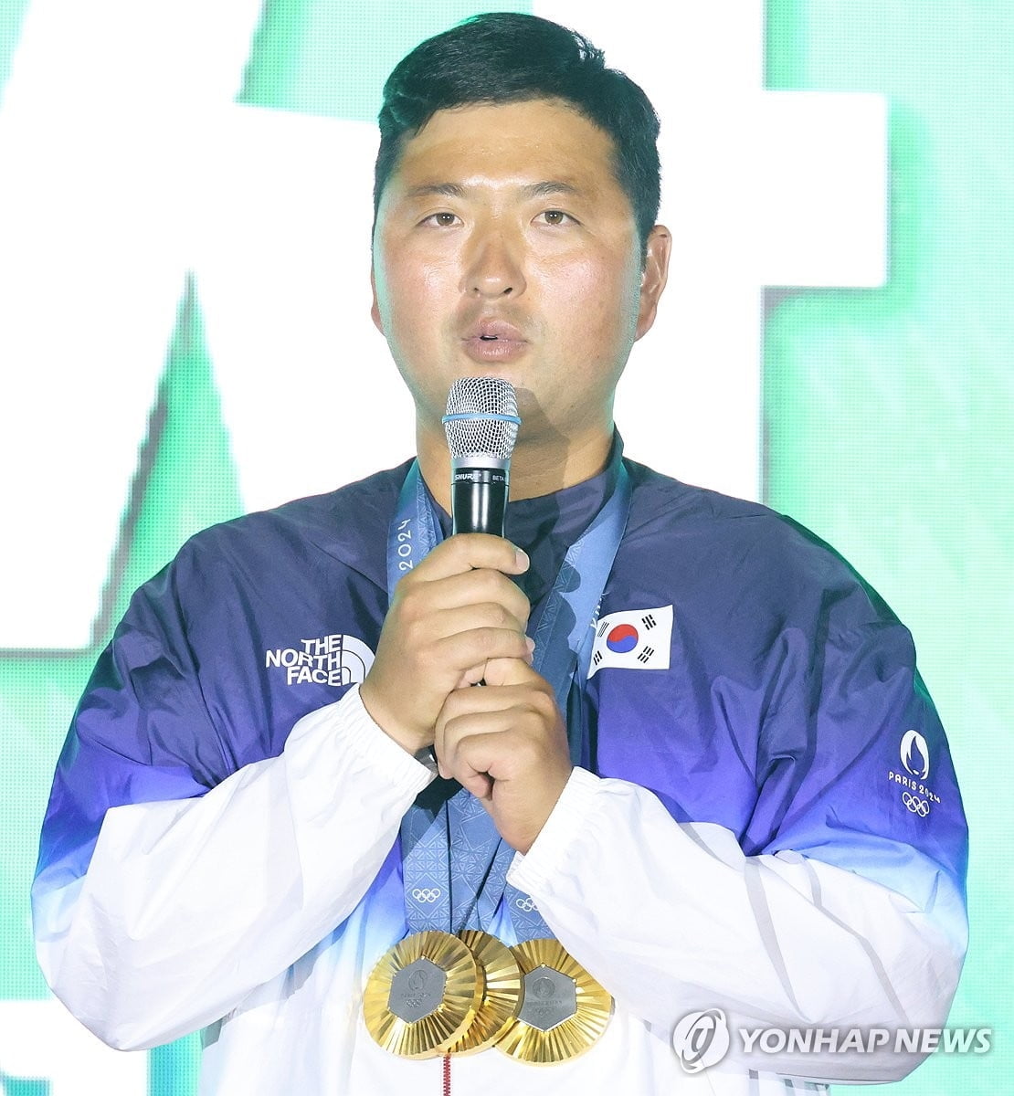 官方：英格兰名哨奥利弗将执法萨尔茨堡红牛vs巴黎