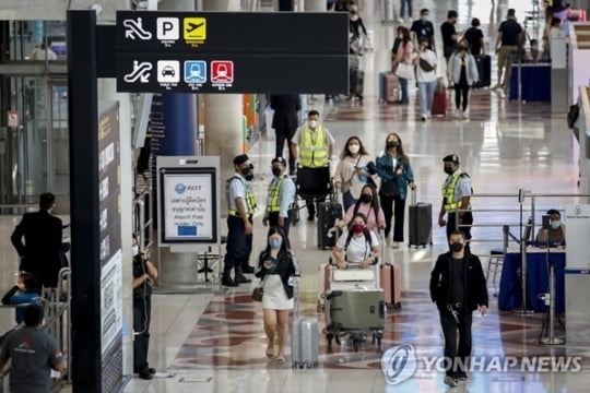 蒙彼利埃冠军赛10月25日中国队赛程：女单内战，林诗栋vs吴晙诚