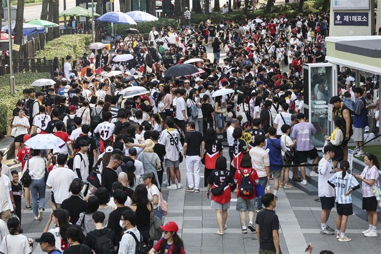 周六001前瞻：名古屋鲸鱼觅得攻守平衡之法 磐田喜悦急需三分逃离降级区