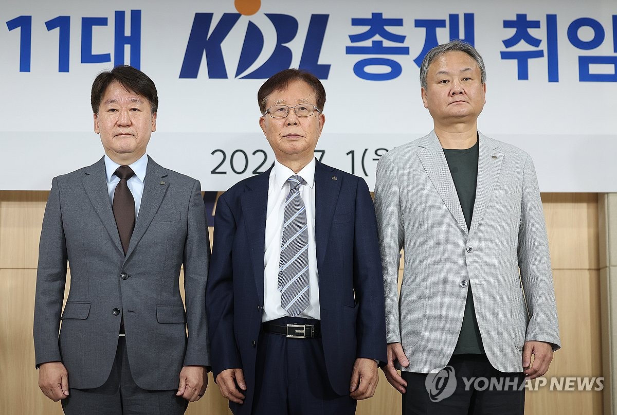 16场10球，莱万职业生涯对皇马进球数已上双