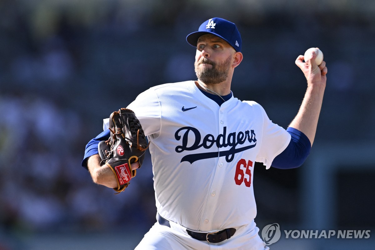 尼克斯6人轮换血槽亏空末节崩盘！唐斯&布伦森双双空砍30+
