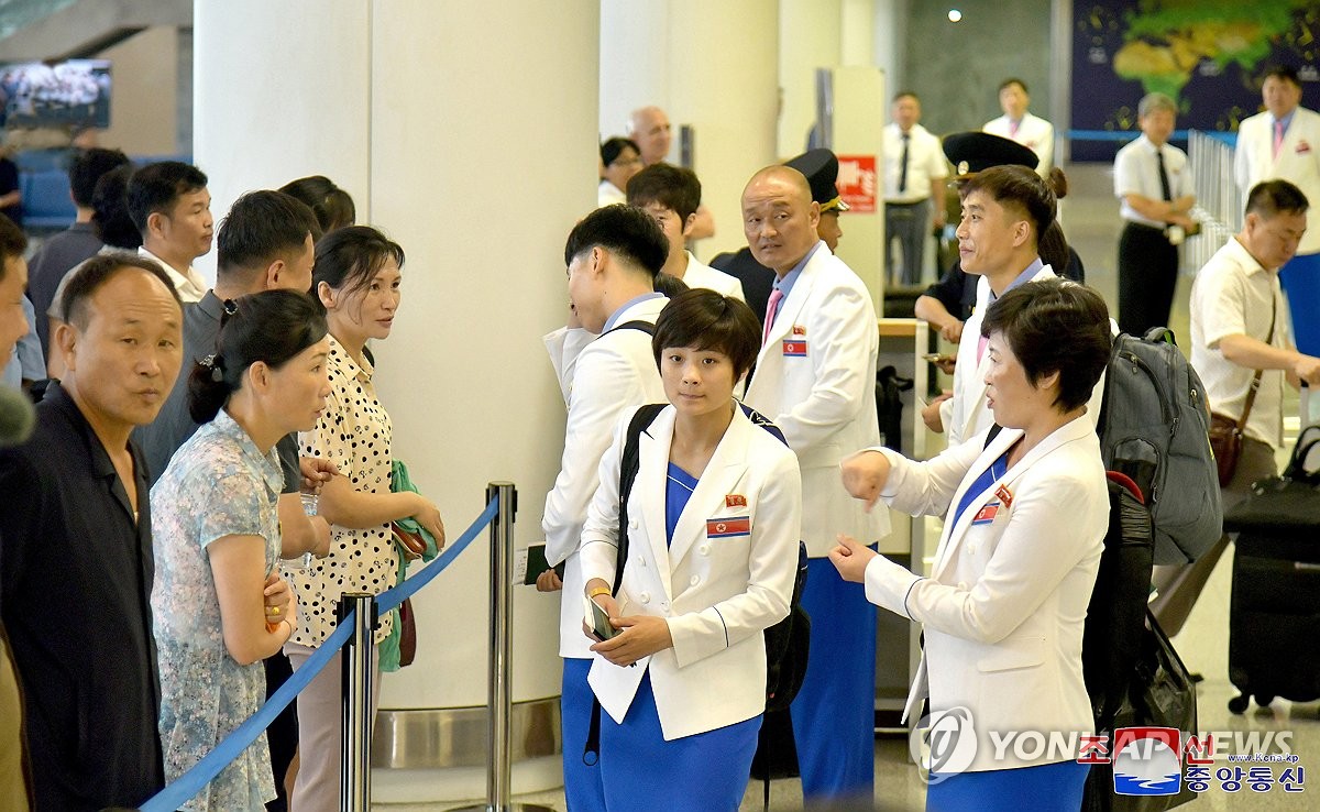 斯洛特：科纳特可出战勒沃库森，我将决定是否让他上场
